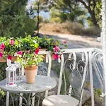 Lavica Seaside Apartments, * 포드스트라나