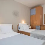 Lavica Seaside Apartments, 아파트 포드스트라나