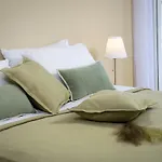 Lavica Seaside Apartments, * 포드스트라나