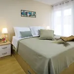 Lavica Seaside Apartments, *