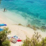 Lavica Seaside Apartments,