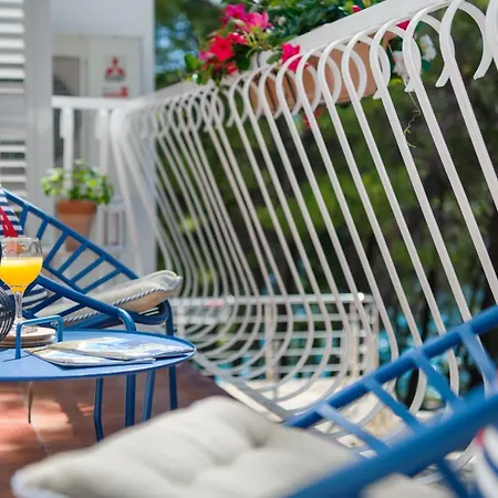 Lavica Seaside Apartments, פודסטראנה