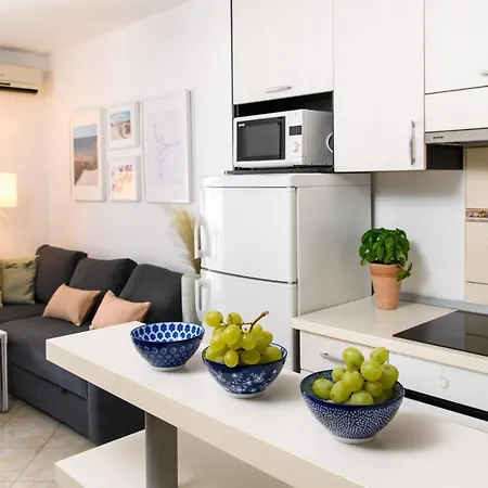 Lavica Seaside Apartments,