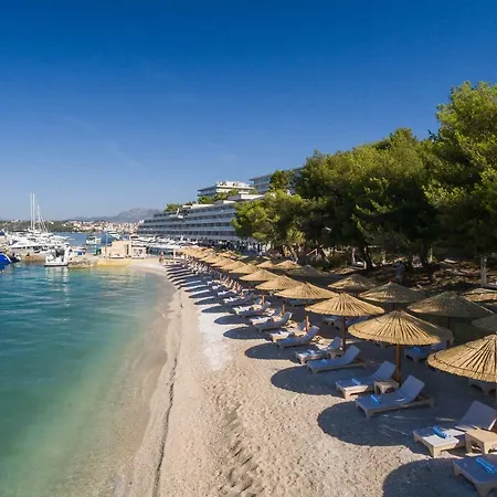 Lavica Seaside Apartments, * Podstrana