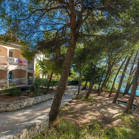 Apartment Lavica Seaside Apartments,