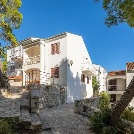 Apartment Lavica Seaside Apartments,