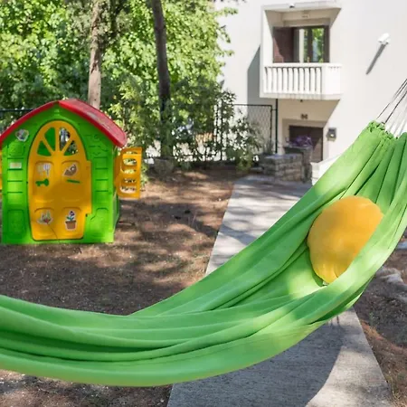 Lavica Seaside Apartments, פודסטראנה