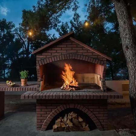 Lavica Seaside Apartments, דירה פודסטראנה