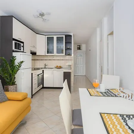 Apartman Lavica Seaside Apartments,