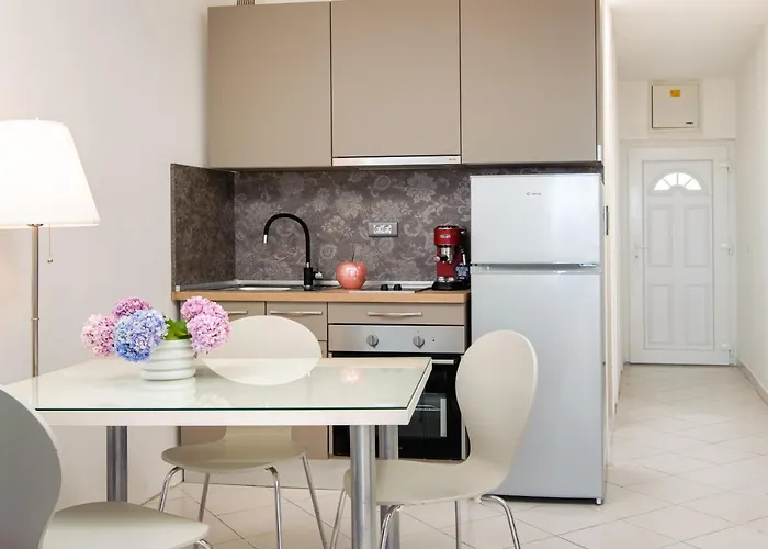 Lavica Seaside Apartments, بودْسْتغانا
