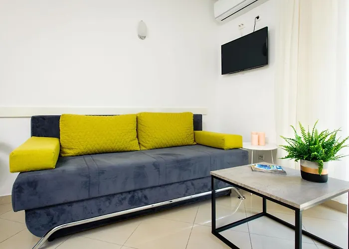 Lavica Seaside Apartments, شقة